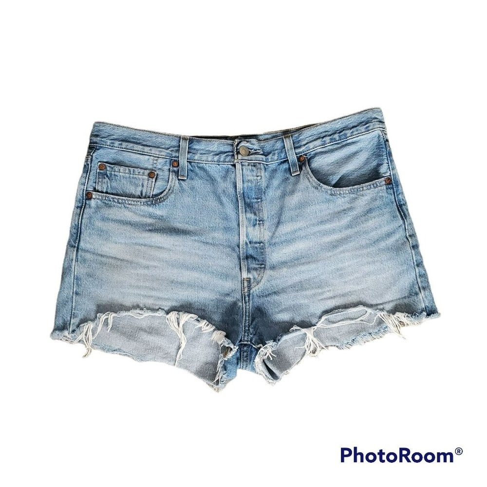 Levi's Premium Women's 501 Button Fly Cut-Off Denim Jean Short Blue Size W33 - Picture 3 of 11